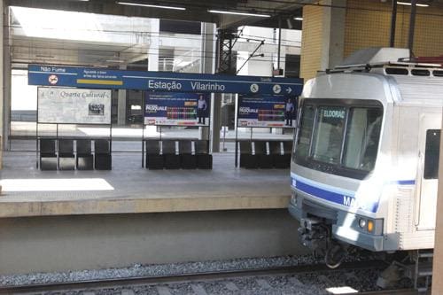 Problema mecânico no metrô de BH causa transtornos aos passageiros