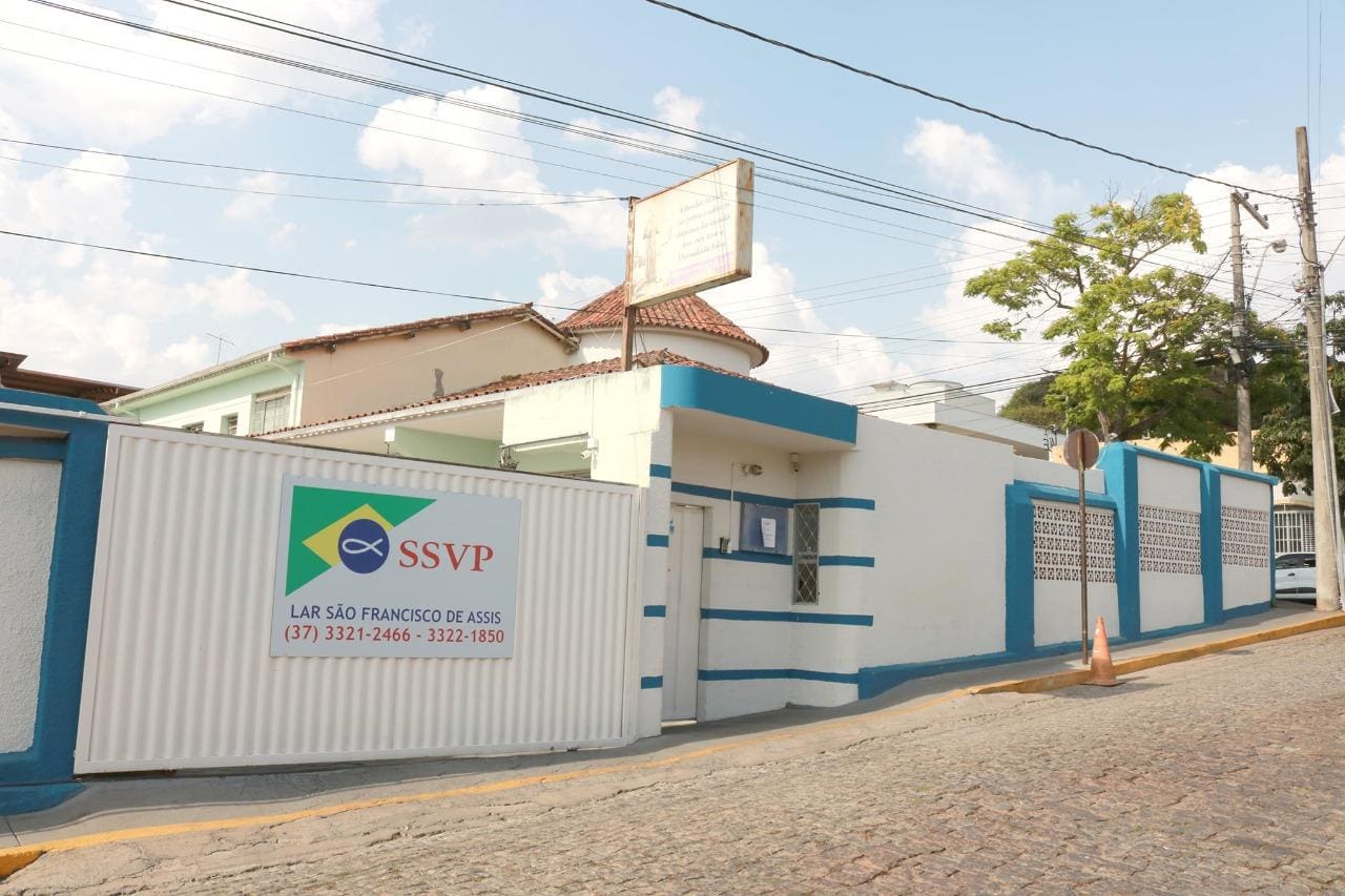 Até agora, um idoso morreu em decorrência do surto de Covid em asilo de Formiga