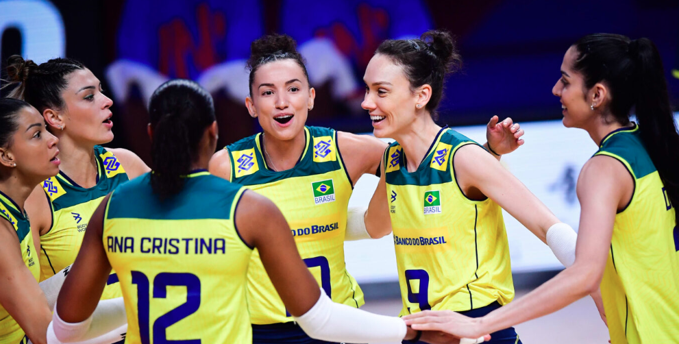 Seleção brasileira feminina de vôlei segue invicta na Liga das Nações