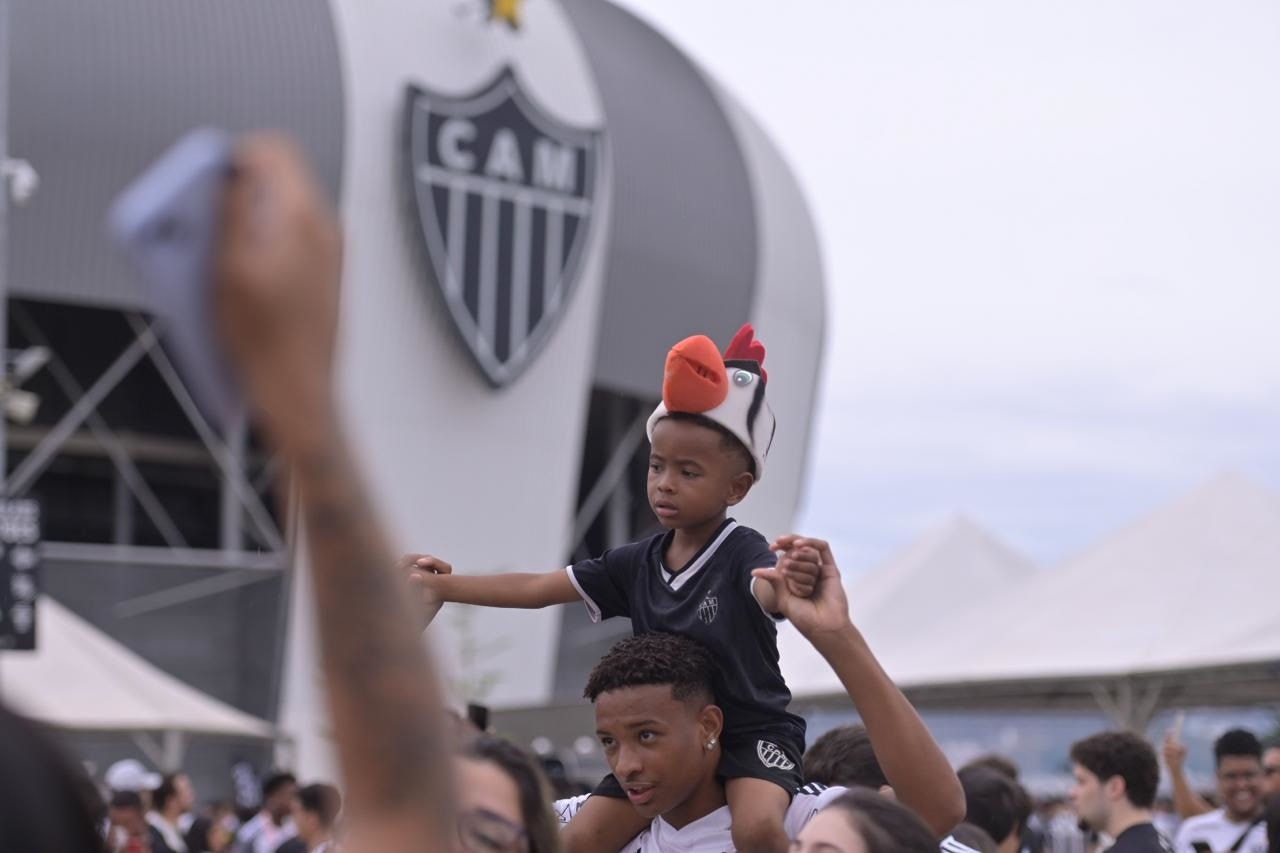 Torcida do Galo em Fan Fest para final com o Flamengo