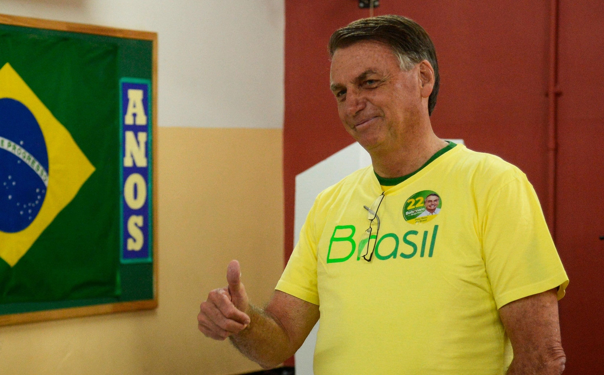Ex-presidente Jair Bolsonaro retornará ao Brasil com foco em liderar oposição ao governo Lula