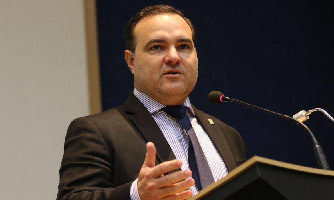 Jorge Oliveira é o oitavo ministro de Bolsonaro a ser infectado pelo coronavírus