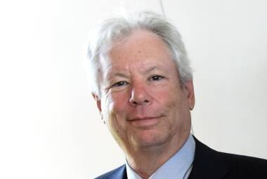 O americano Richard H Thaler, de 72 anos, recebeu o Prêmio Nobel de Econom