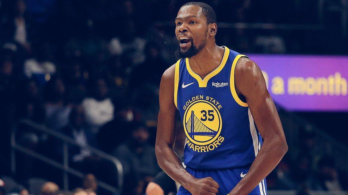 Kevin Durant foi destaque da vitória dos atuais bicampeões da NBA sobre o Dallas Mavericks