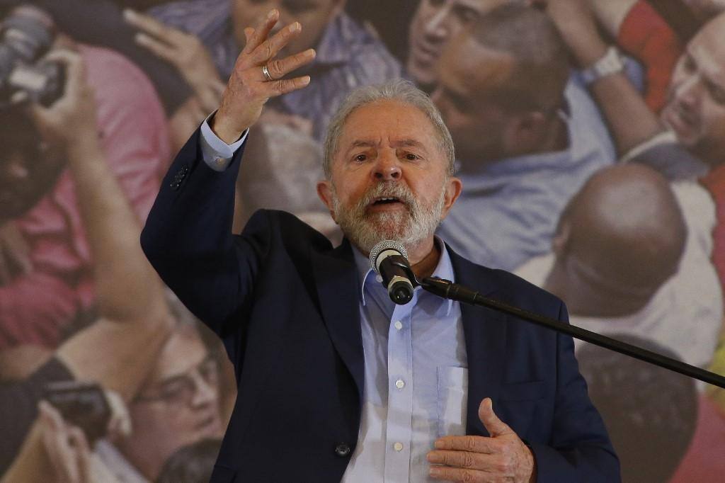 Lula critica atuação de Bolsonaro na pandemia em entrevista à revista alemã Der Spiegel