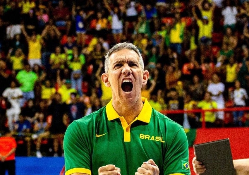 José Neto pediu o seu desligamento do projeto da Seleção feminina adulta de basquete 