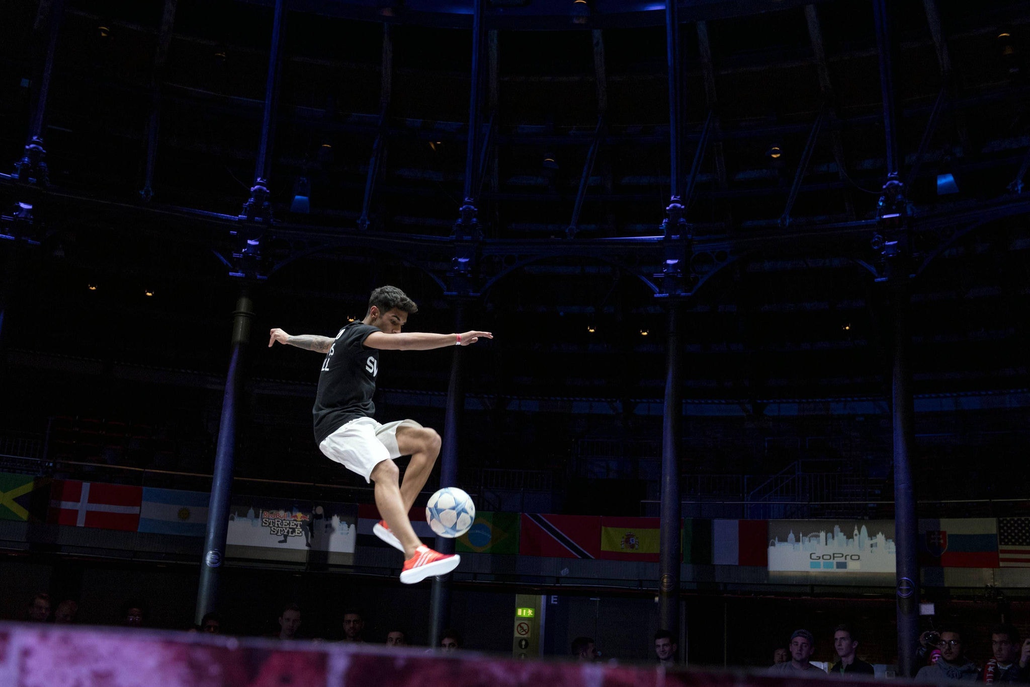 Mineirão recebe final brasileira de futebol freestyle na quarta-feira