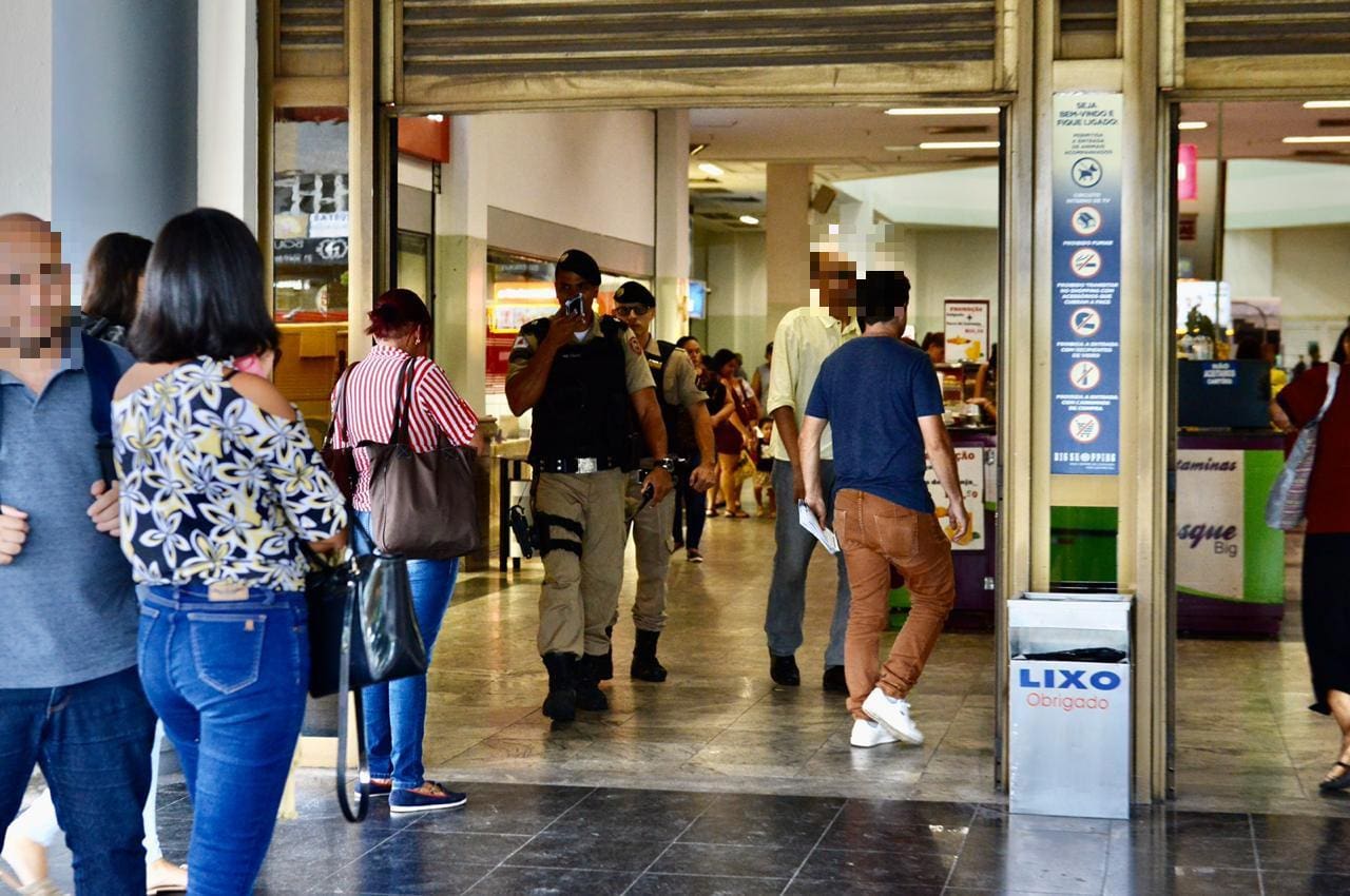 PMs foram apurar denúncia de abuso de Papai Noel em shopping