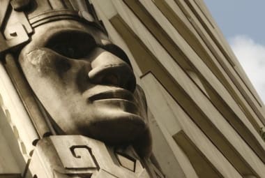  Esculpidas durante o Estado Novo, as efígies indígenas documentam o sentimento nacionalista daquele período