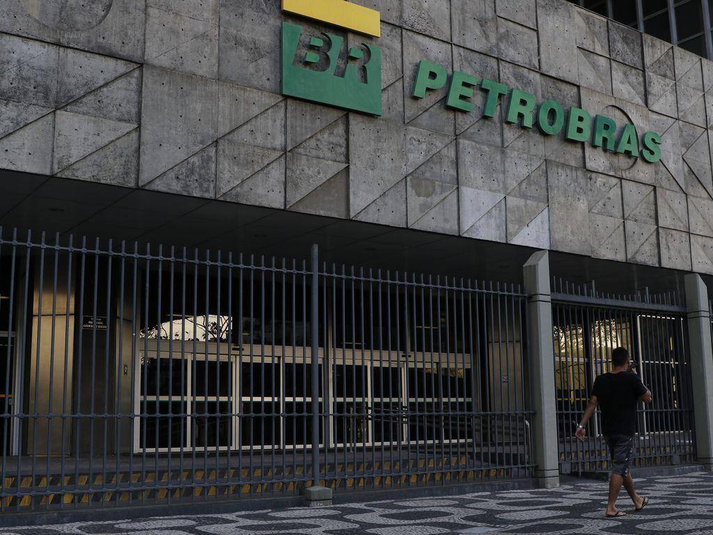 Petrobras é alvo de pedido de apuração por parte de aliados do governo