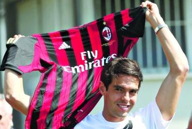 Kaká foi treinado por Carlo Ancelotti no Milan