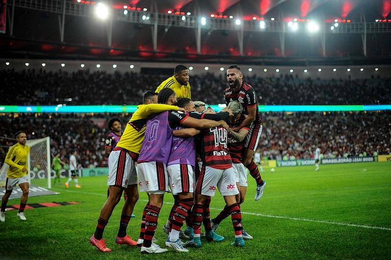 Flamengo e Tolima e enfrentam pelas oitavas de final da Libertadores