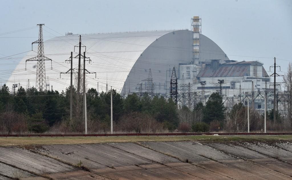  Usina Nuclear de Chernobyl está em áreas de constantes bombardeios e conflitos entre Rússia e Ucrânia 