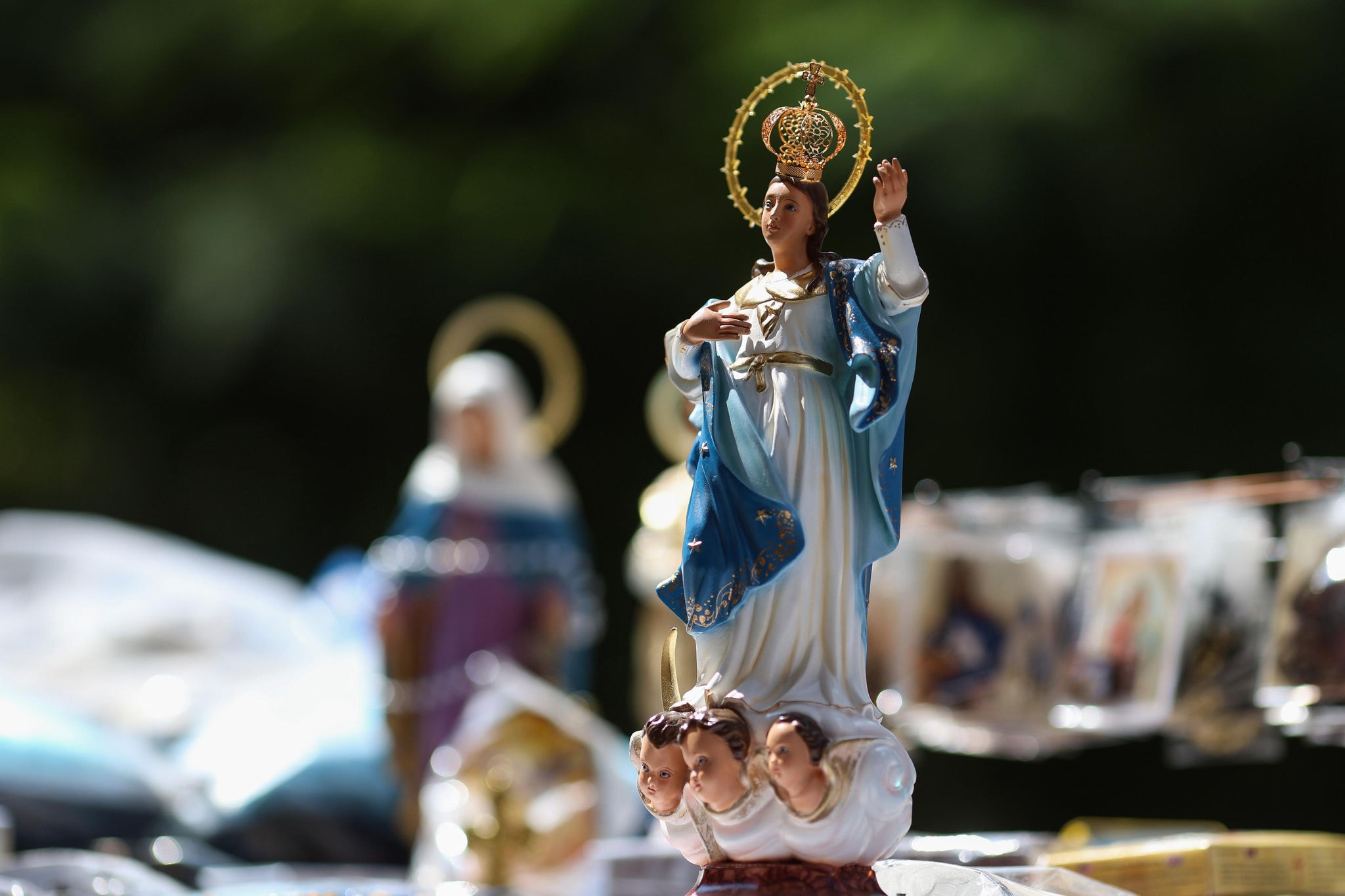 Devotos celebram padroeira de Belo Horizonte