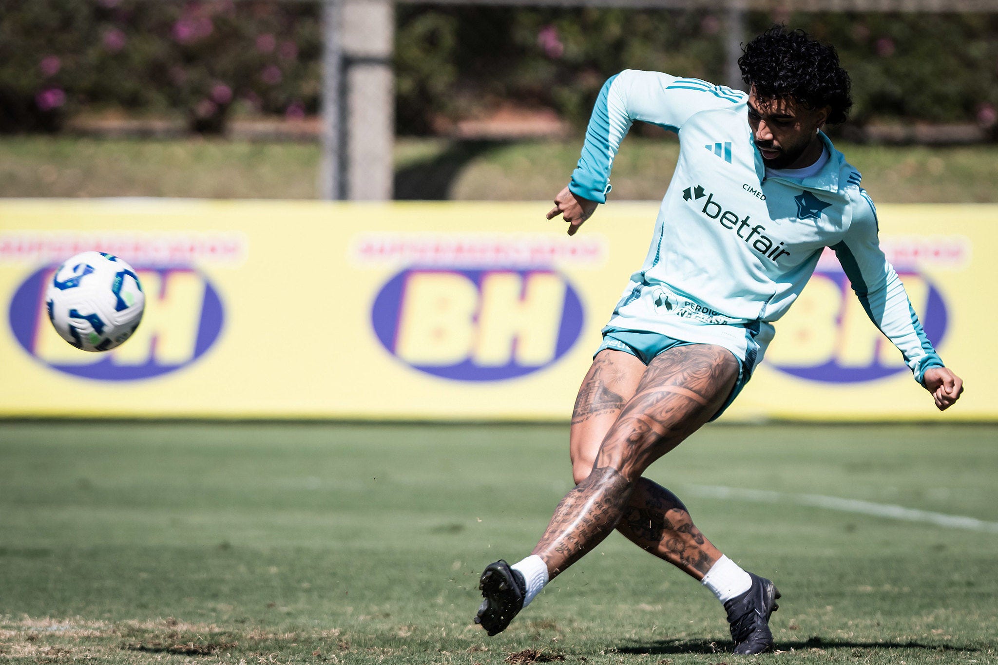 Gabriel Barbosa completará 29 anos em 30 de agosto de 2025
