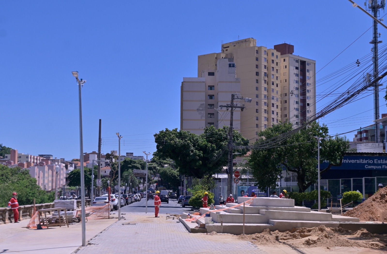 A previsão é que a conclusão das obras ocorra até o fim do 1º semestre deste ano. 
