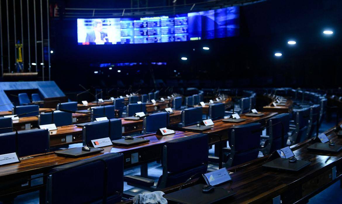 Última sessão presencial no Congresso foi em março