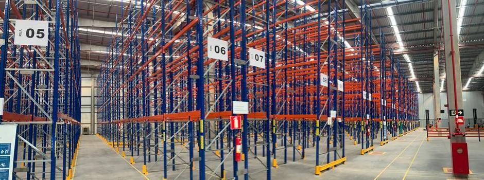 Centro logístico da Farmax