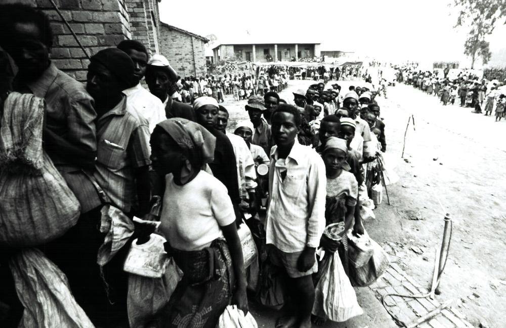 Ruandeses da etnia tutsi foram hostilizados, perseguidos e massacrados por milicianos hutus