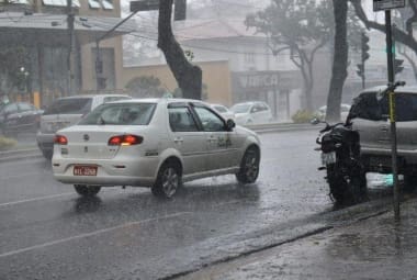 Chuva pode atingir várias cidades. 