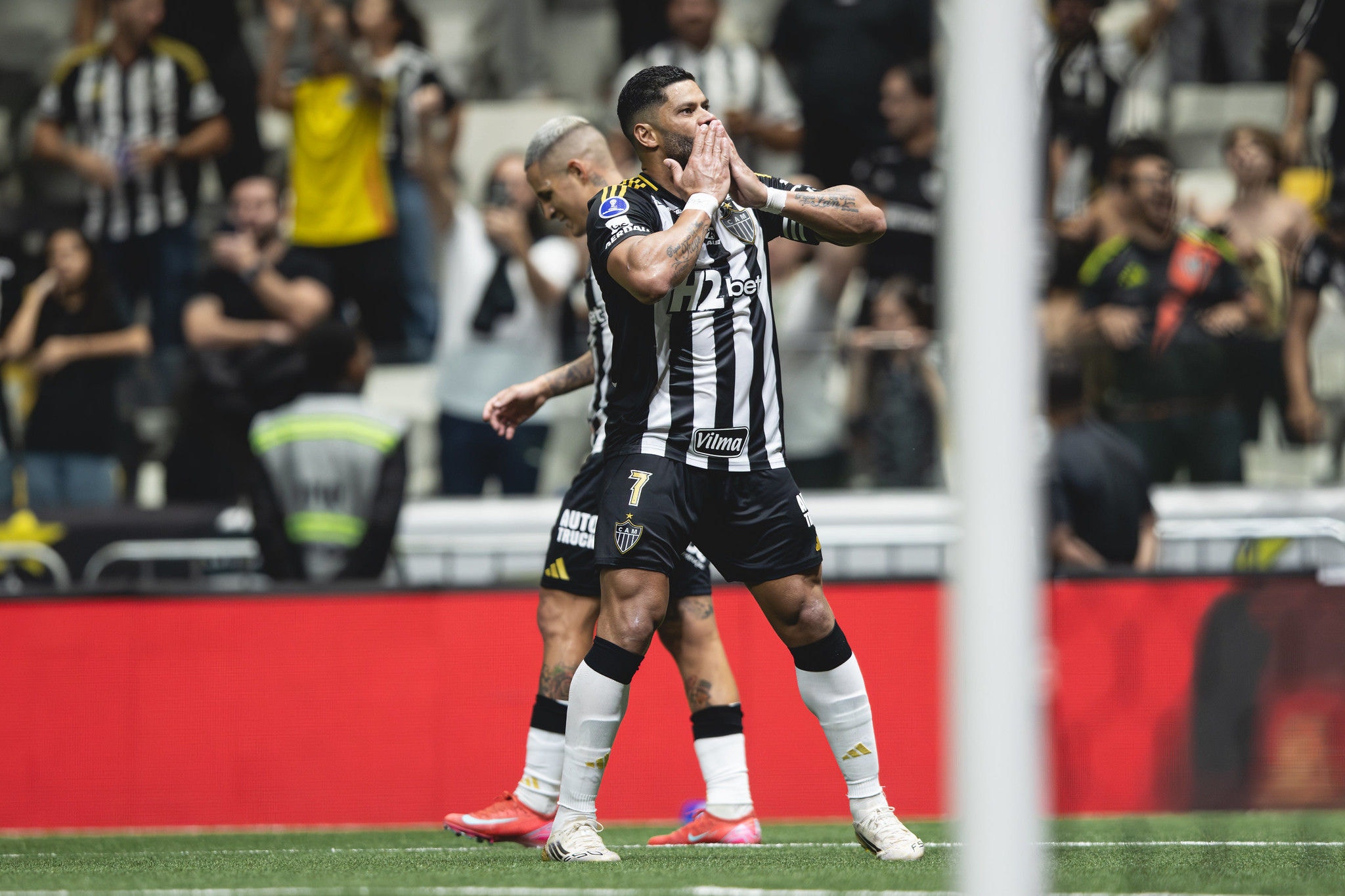Hulk marcou o gol da virada do Galo