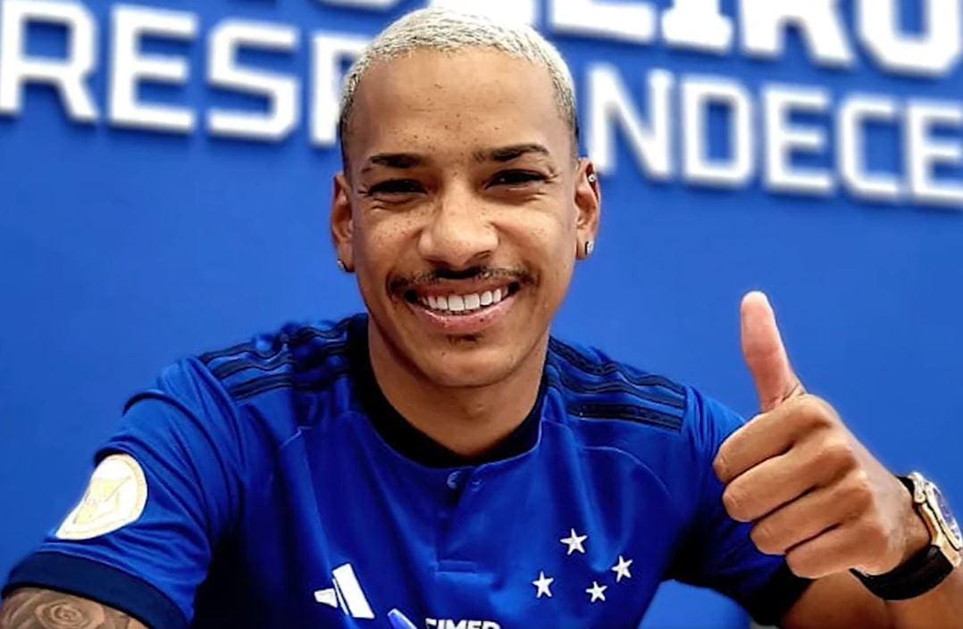 Matheus Pereira deve permanece na China Azul