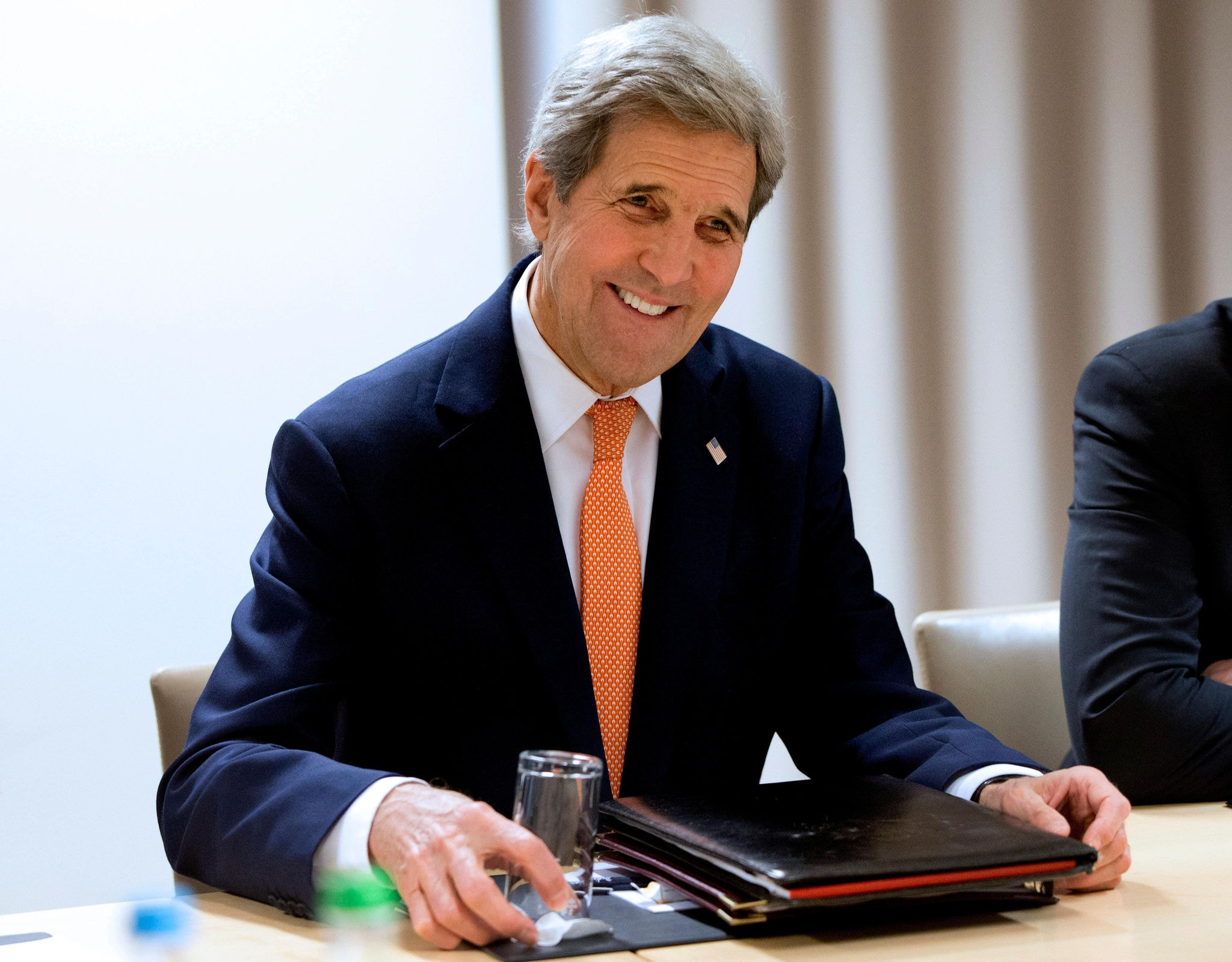 O secretário de Estado americano, John Kerry (foto) , reafirmou nesta quinta-feira que as negociações entre o regime sírio e uma parte da oposição começarão na próxima segunda-feira (25)