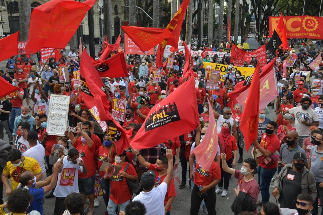 Dia do Trabalhador foi marcado por manifestações. Na foto, ato em São Paulo contra Bolsonaro.