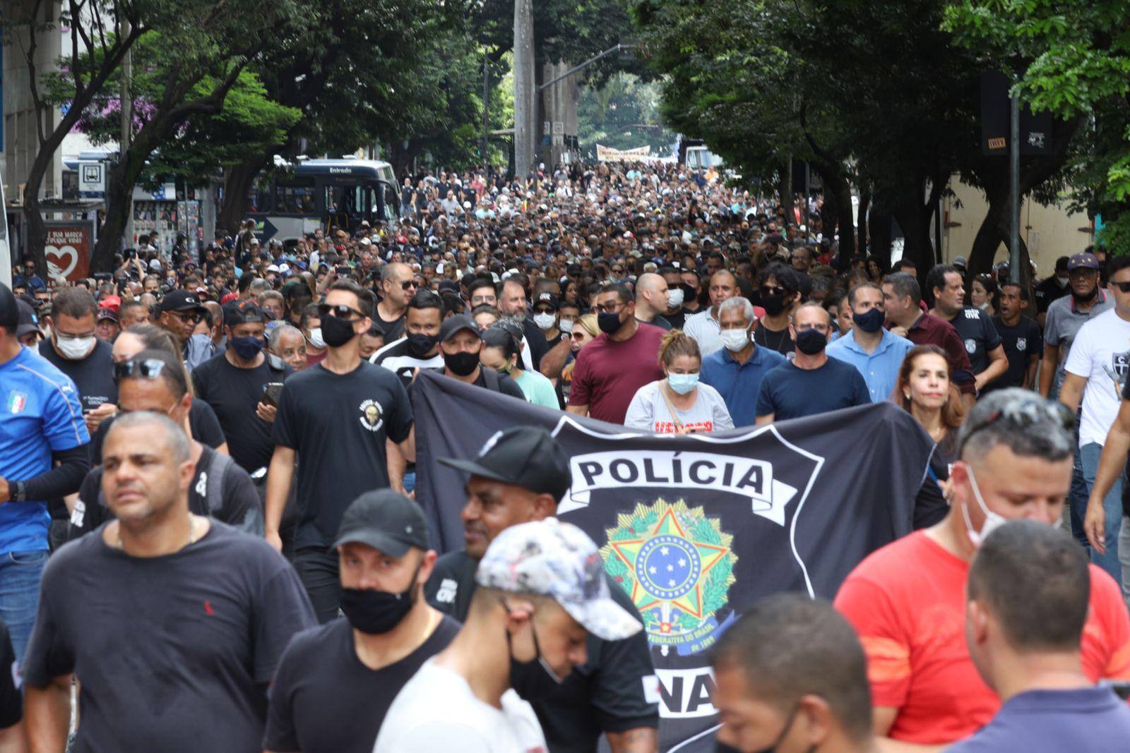 Protesto das forças de segurança na manhã desta segunda (21/2) é avaliado por lideranças como positivo