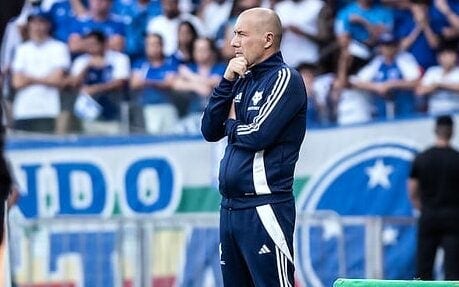Cruzeiro, de Leonardo Jardim, volta a campo nesta quarta-feira (30) para enfrentar o CRB, pela Copa do Brasil (Foto: Gustavo Aleixo/Cruzeiro)