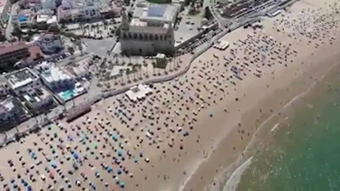 Distanciamento social praia