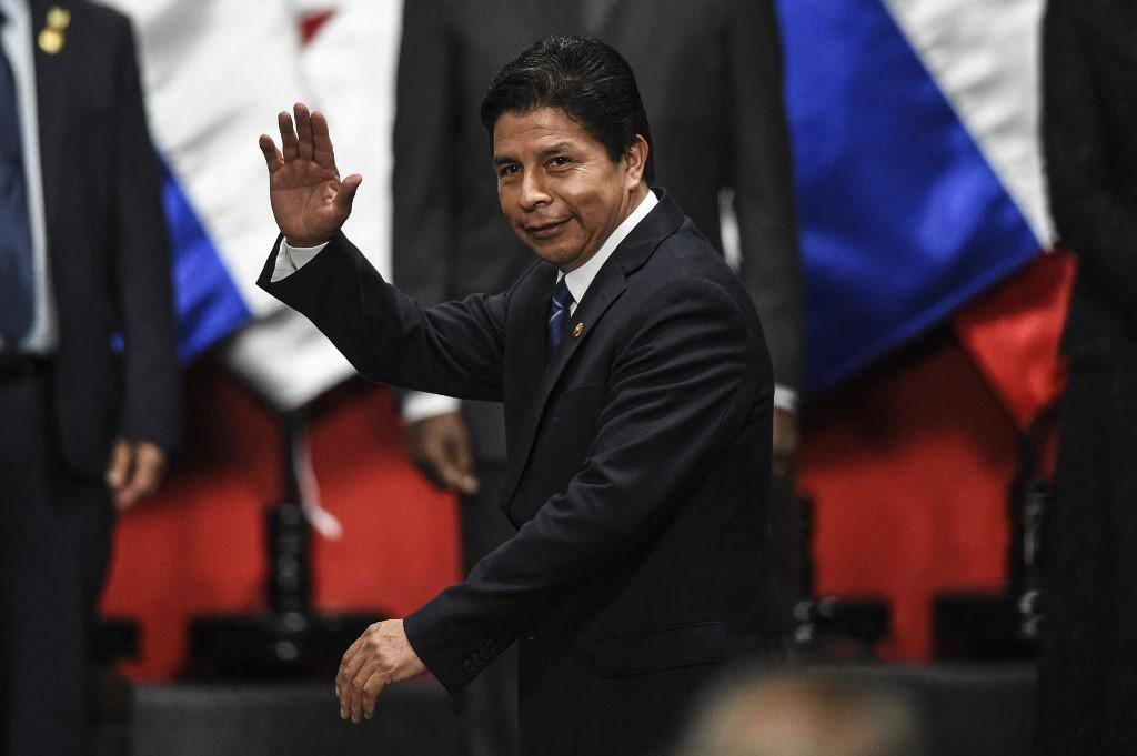 Pedro Castillo, presidente do Peru, dissolveu o Congresso do país nesta quarta-feira (7)