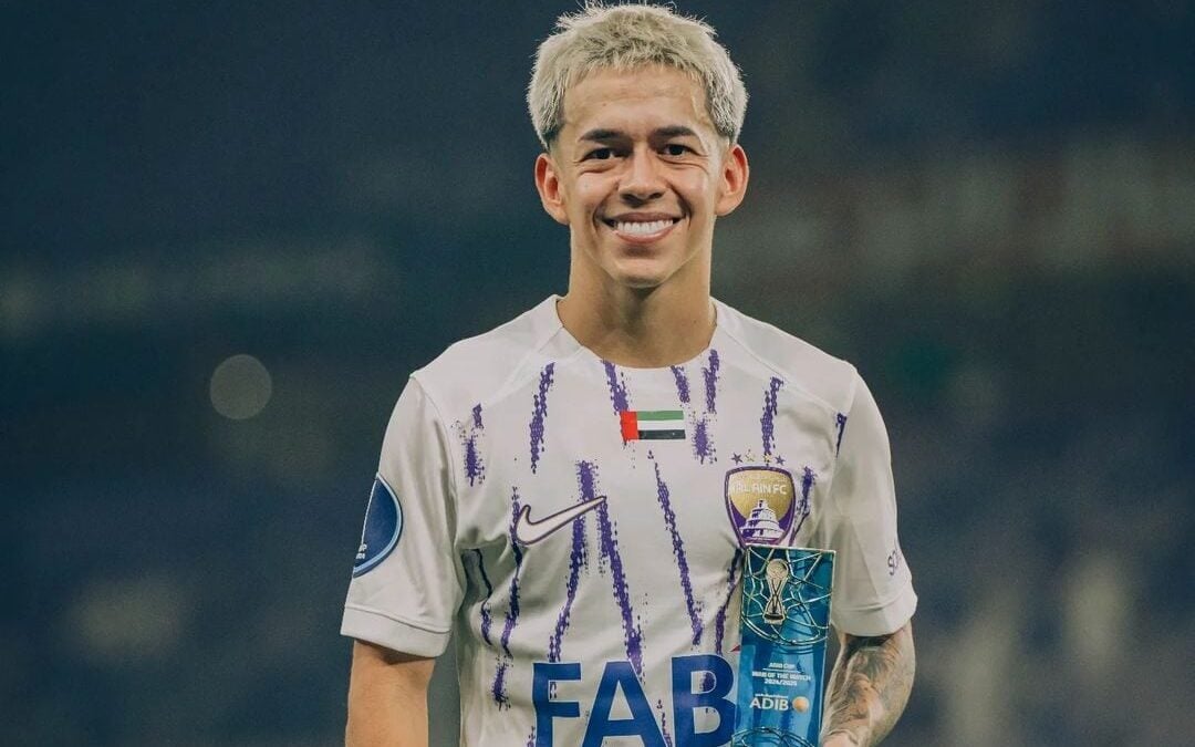 Emprestado pelo Botafogo, Segovinha foi o melhor em campo em jogo nos Emirados Árabes (Foto: Divulgação / Al Ain)