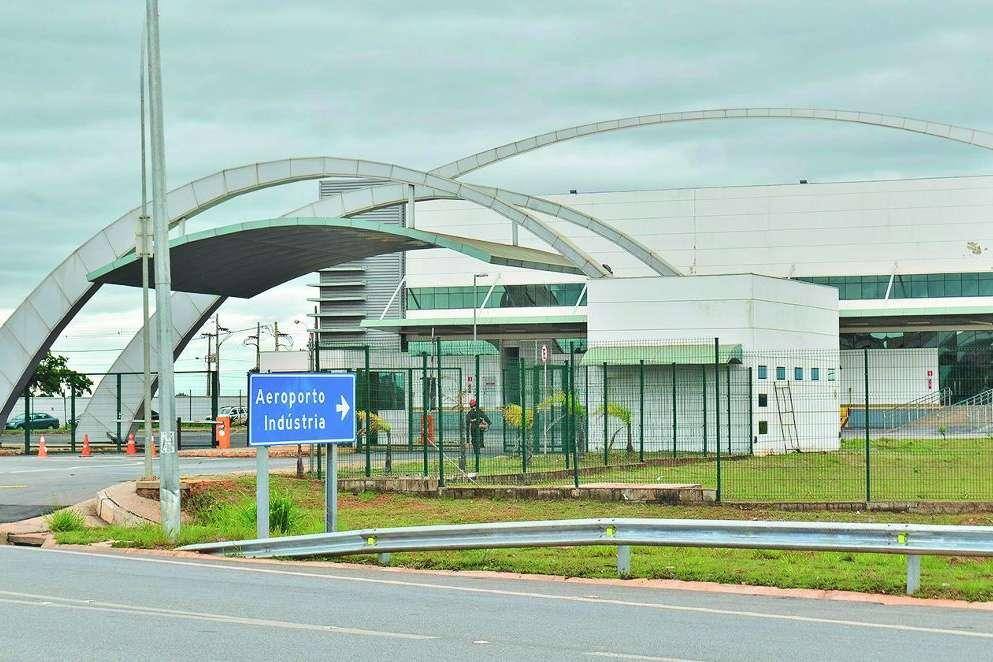 Primeira empresa, Clamper, deve começar suas operações no aeroporto industrial em julho