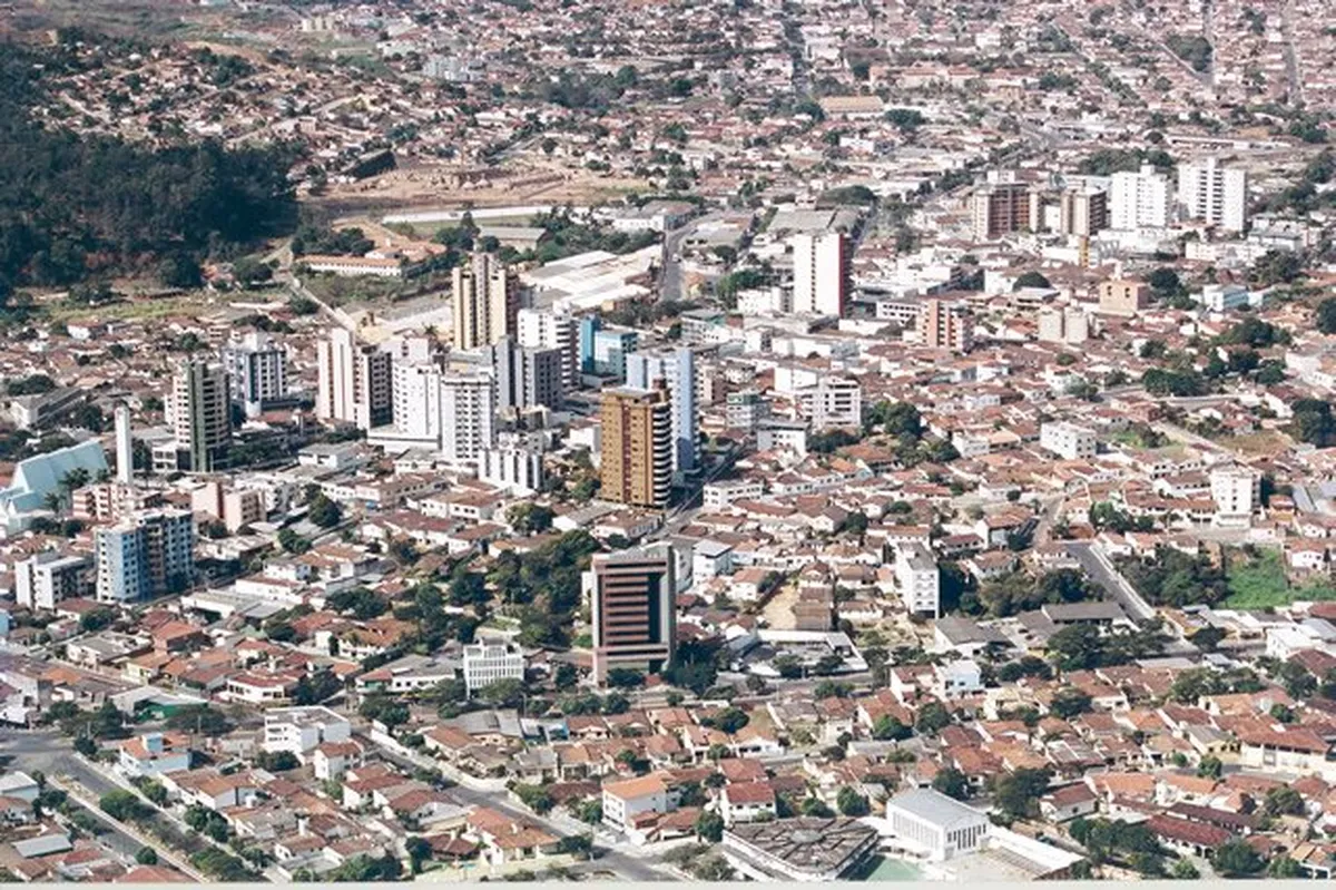 Vacinação liberada em Pará de Minas após emergência respiratória