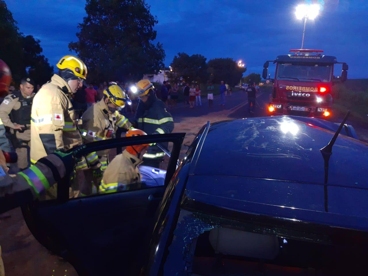 Acidente aconteceu na noite desse domingo (9), na BR-262, em Uberaba