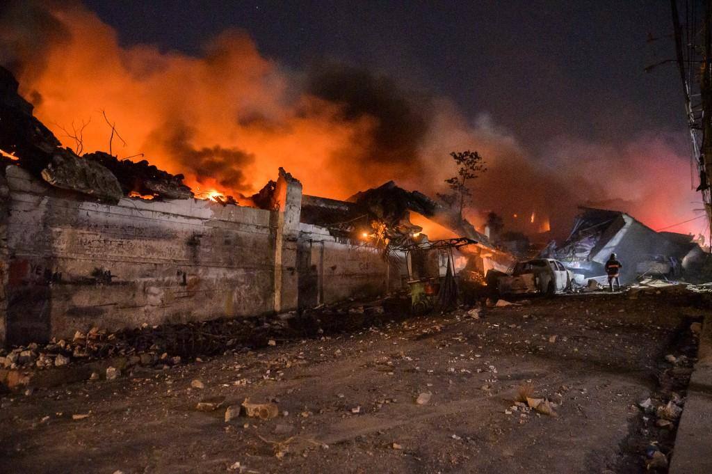 Explosão provoca incêndio na República Dominicana
