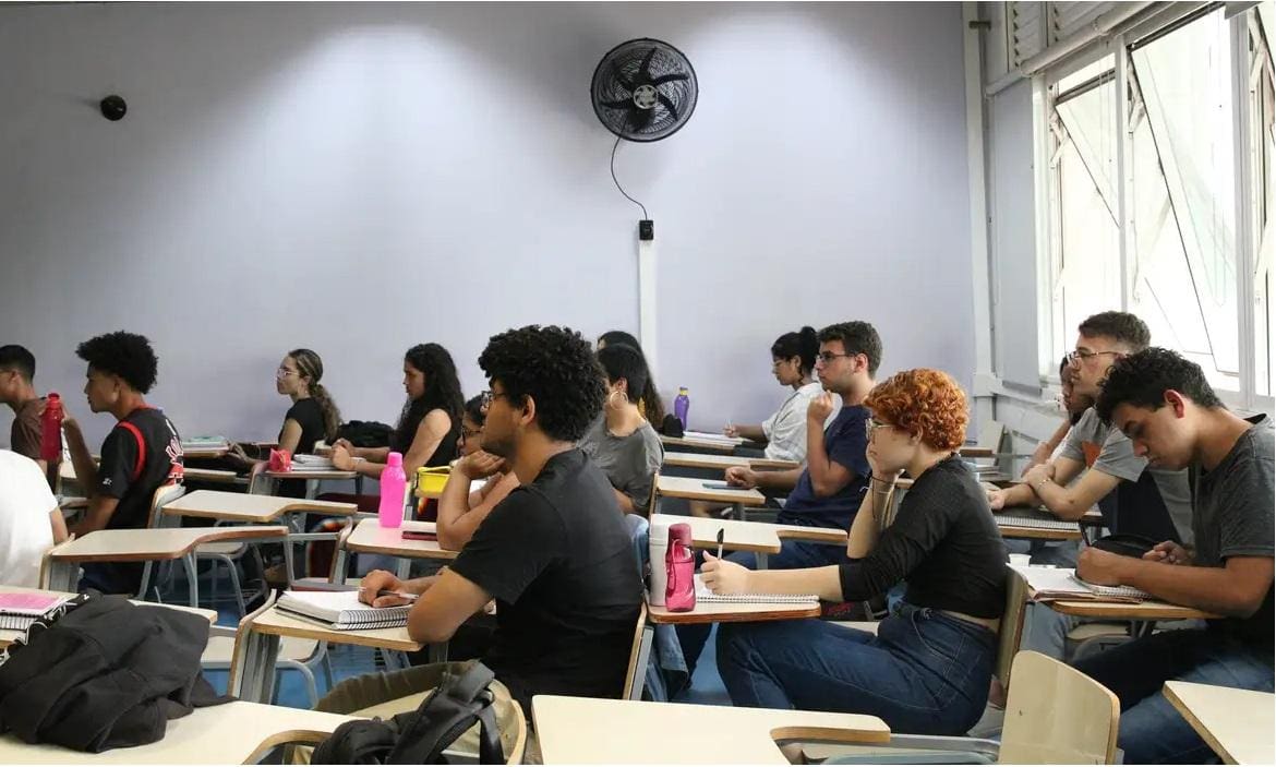 Imagem ilustrativa de realização de concurso