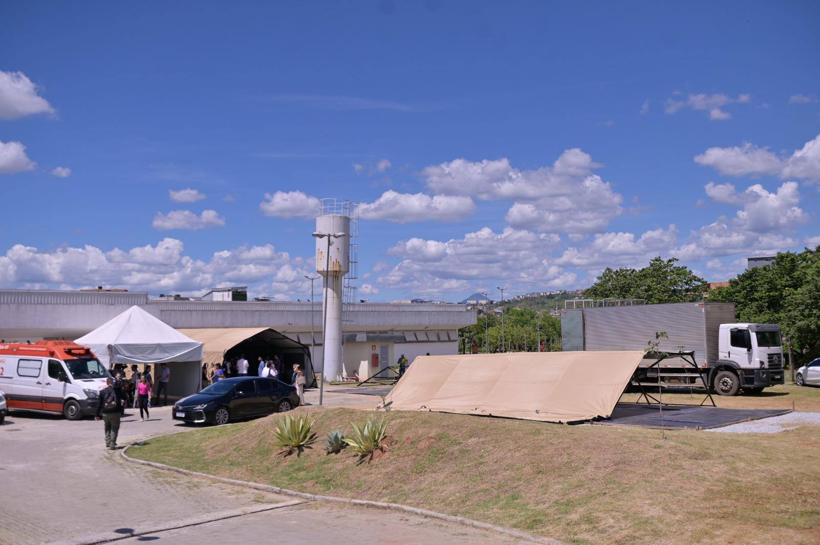 Hospital temporário para atendimento de pacientes com dengue começa a funcionar nesta sexta-feira (1 de março)