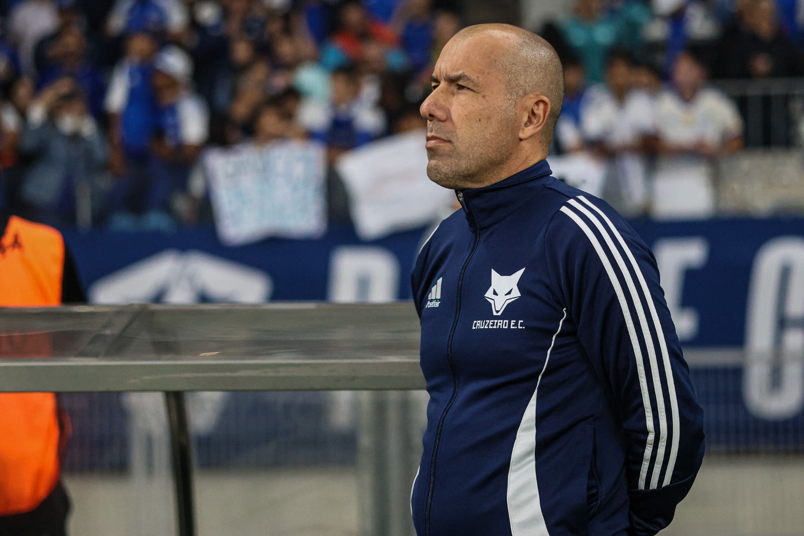 Leonardo Jardim procura jogador que 'quebre' as linhas da defesa adversária