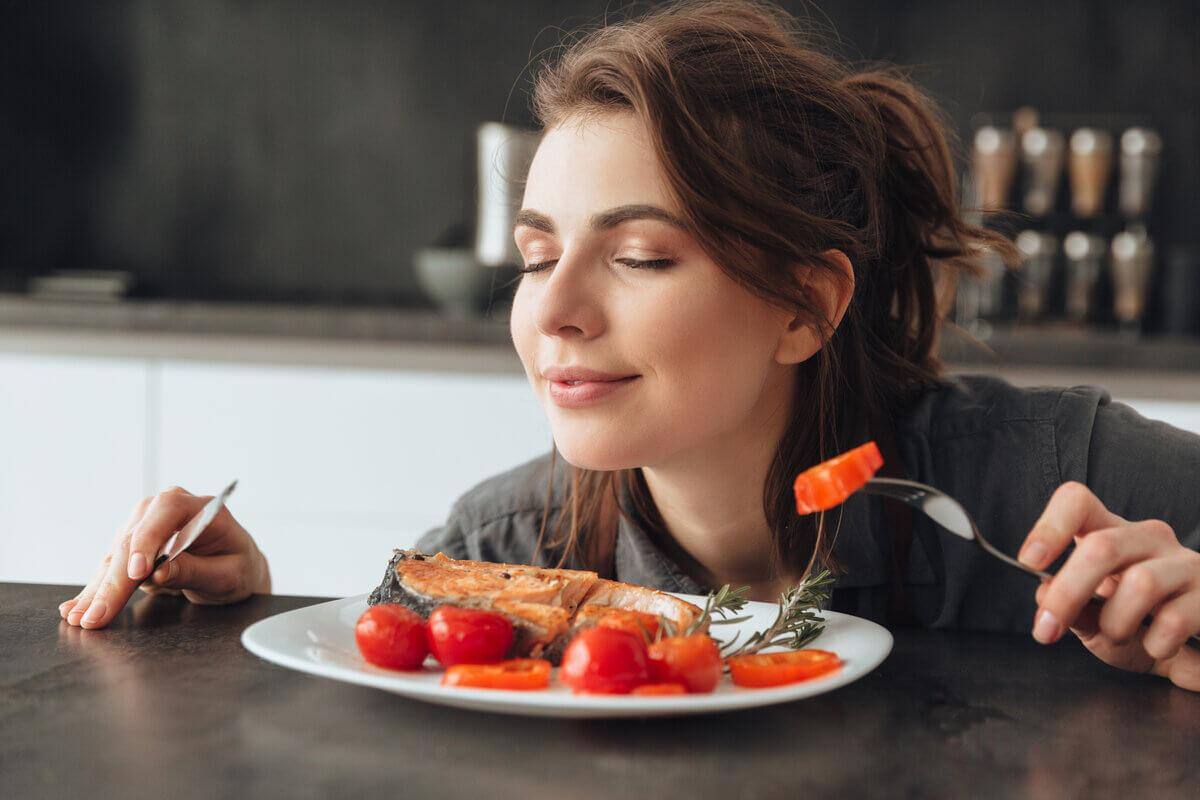 Consumir peixe diariamente melhora a saúde geral do corpo