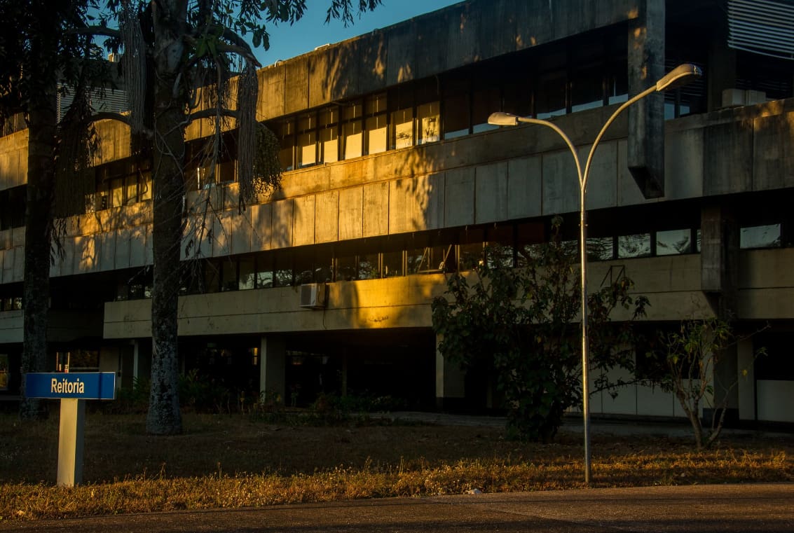 Universidade de Brasília (UnB)