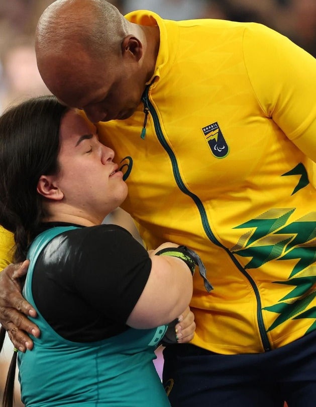 Brasileira quebrou recorde e conquistou ouro
