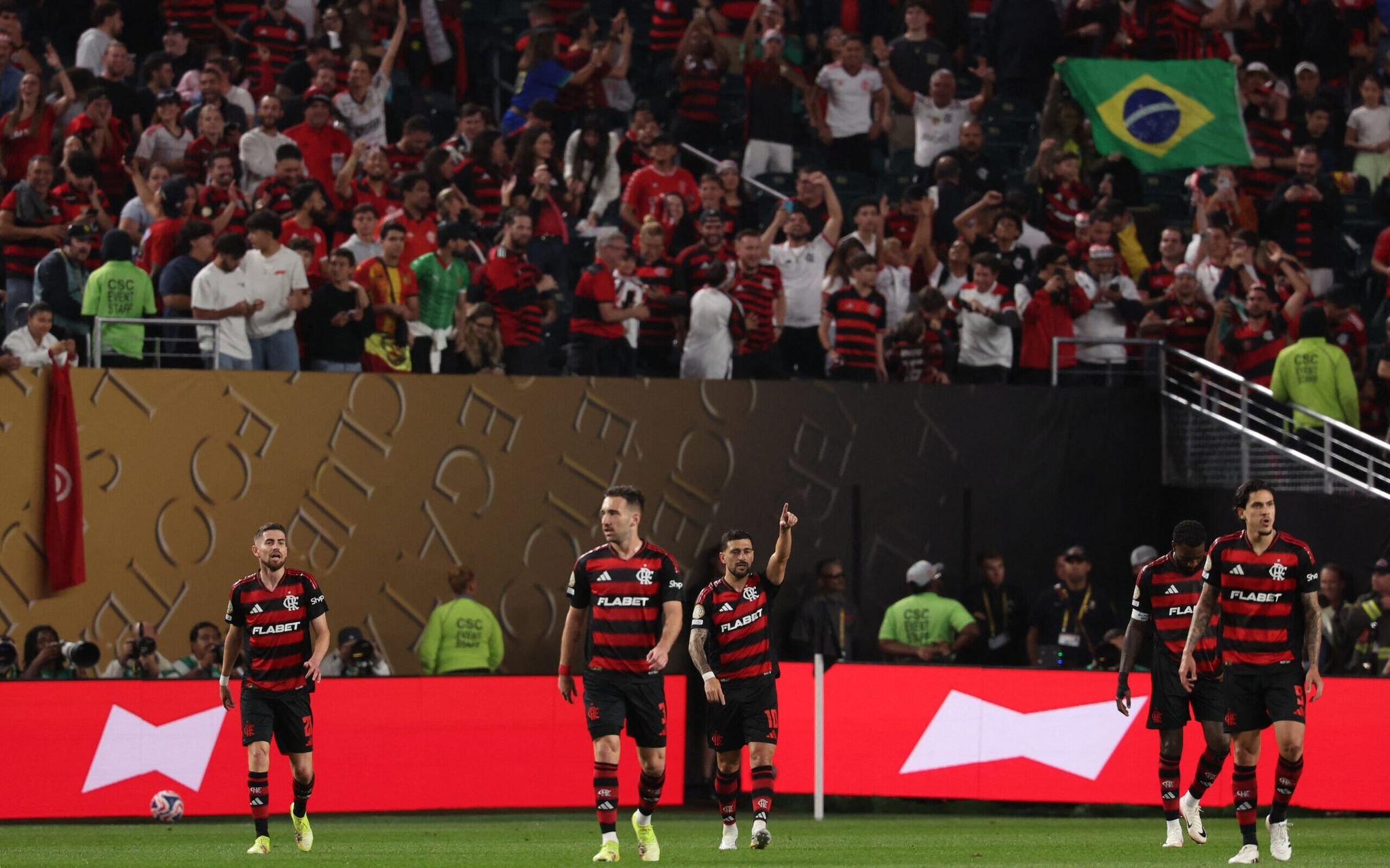 Flamengo em campo pelo Mundial de Clubes (Foto: FRANCK FIFE/AFP)