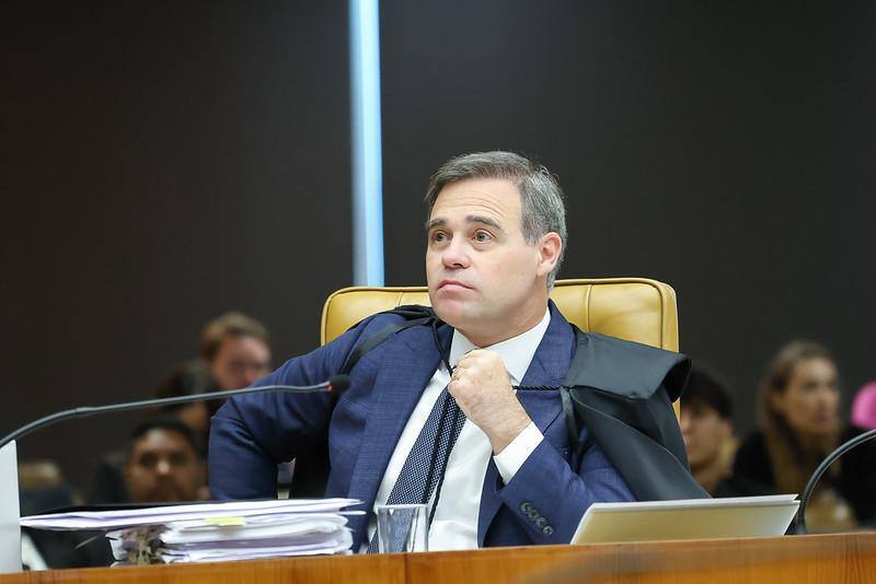 O ministro André Mendonça foi o primeiro a votar na retomada do julgamento sobre a descriminalização do porte de maconha para consumo pessoal