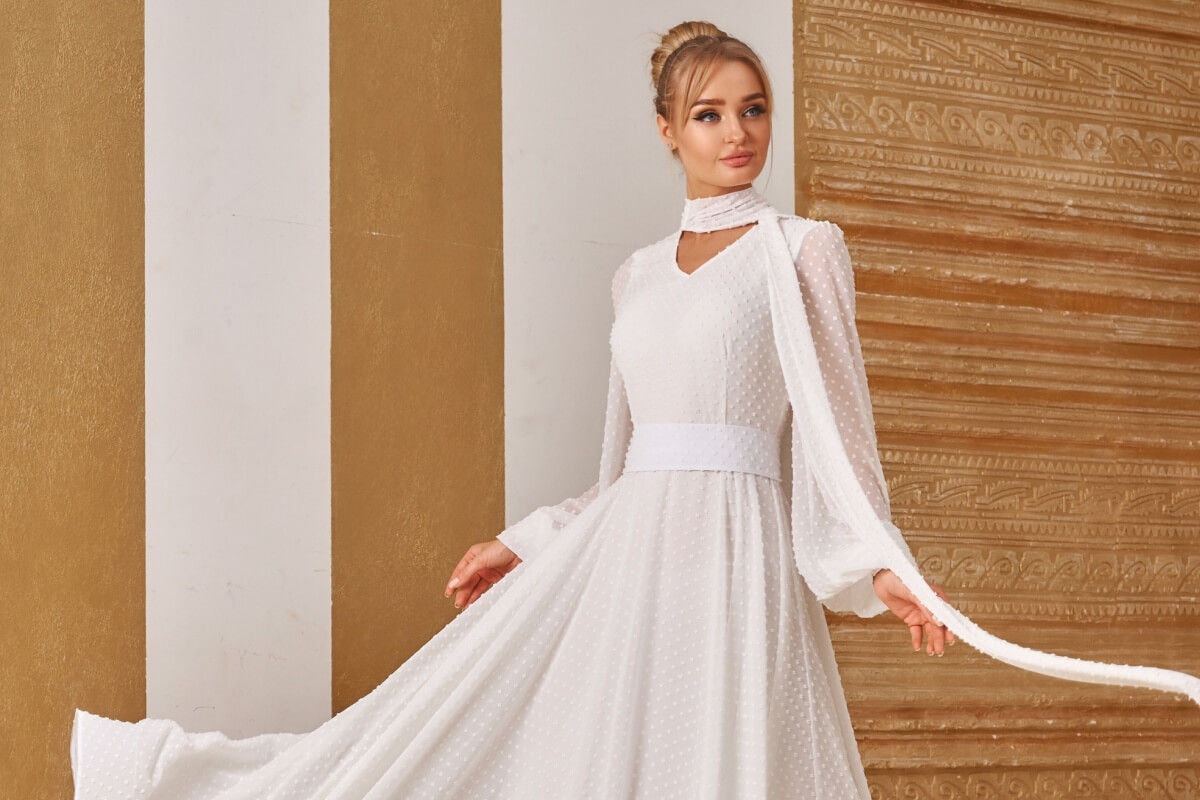 Os vestidos de festa para o inverno podem ser bonitos e quentinhos