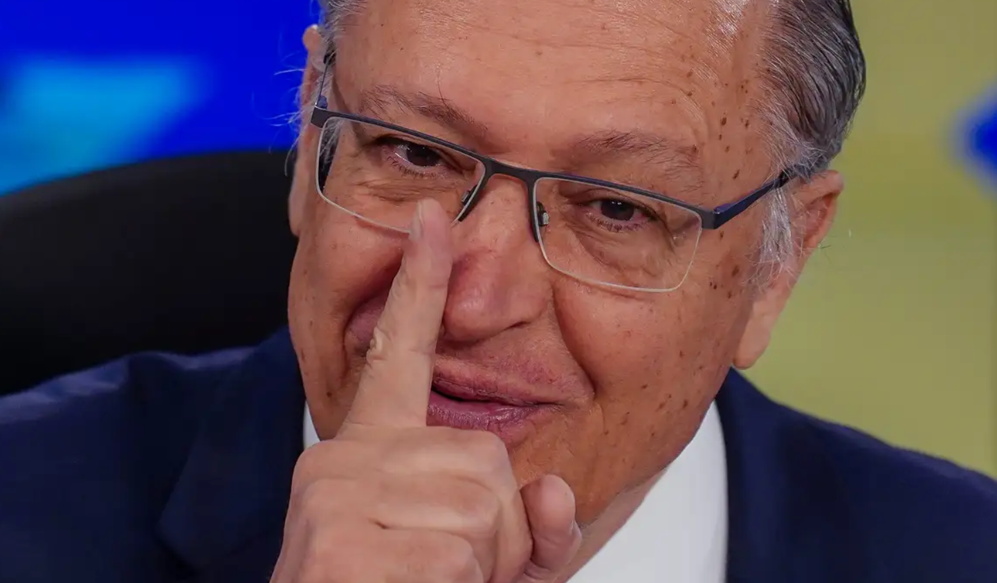 O vice-presidente da República e ministro do Desenvolvimento, Indústria, Comércio e Serviços, Geraldo Alckmin, falou nesta segunda-feira (27) sobre linhas de crédito para grandes empresas do Rio Grande do Sul