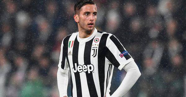 O meia Rodrigo Bentancur terá Cristiano Ronaldo como companheiro da Juventus
