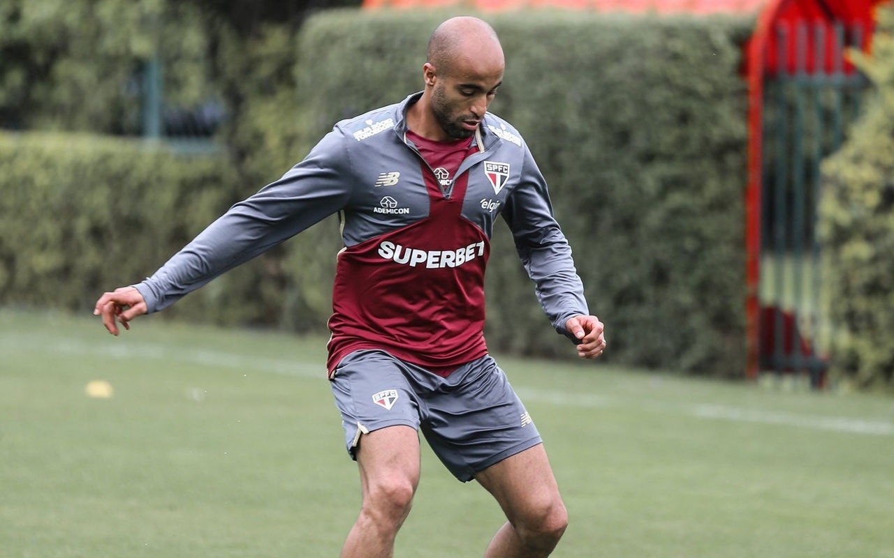 Lucas Moura também está em processo de transição física (Foto: Erico Leonan / São Paulo FC)