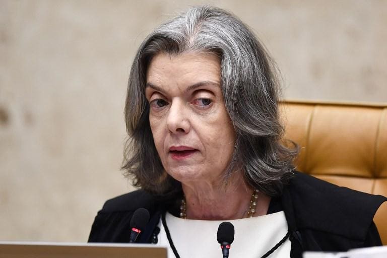 Ministra Carmen Lúcia discursou em sessão que marcou o Dia da Mulher